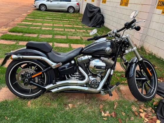 HARLEY-DAVIDSON CVO BREAKOUT HARLEY-DAVIDSON CVO BREAKOUT